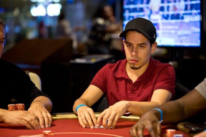 Toro sigue prendido en la lucha por el título del WPT Online