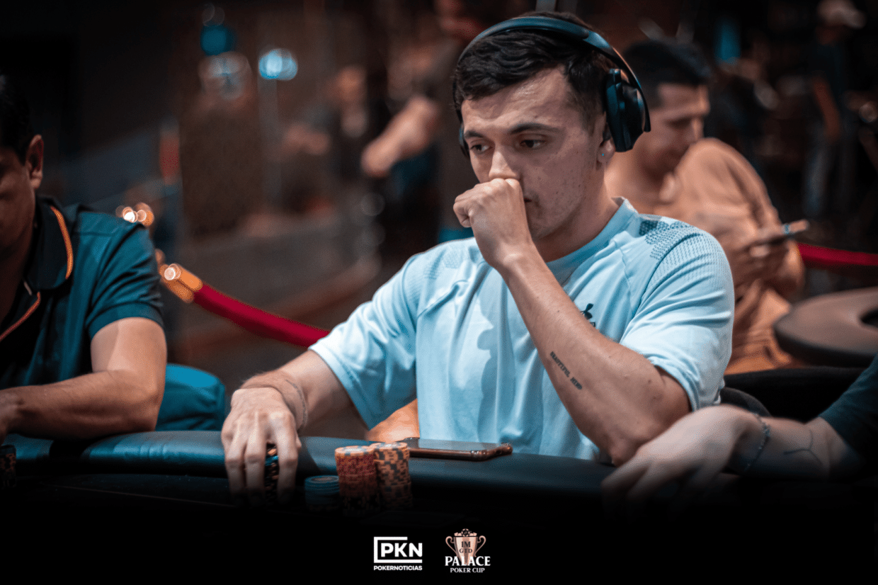 Del Campo indicó el camino al Día 2 para los pasajeros del vuelo 1D en la Palace Poker Cup