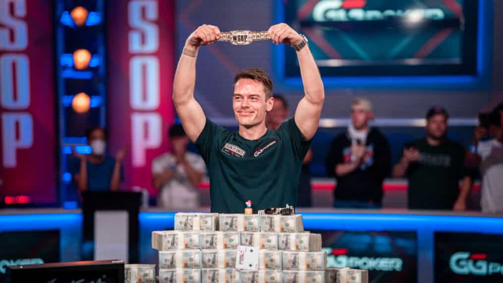 Jorstad la hizo de diez para quedarse con el título del Mundial del Poker