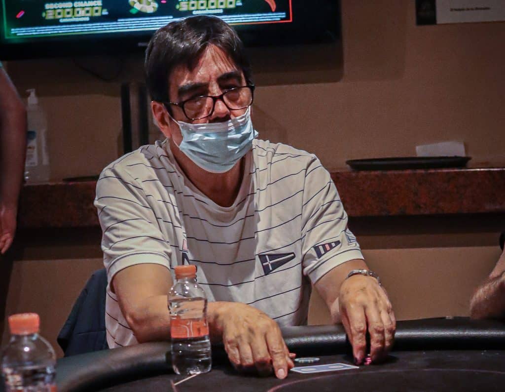 Elola tomó el control por los locales en el inicio del Opener del Palace Poker Fest