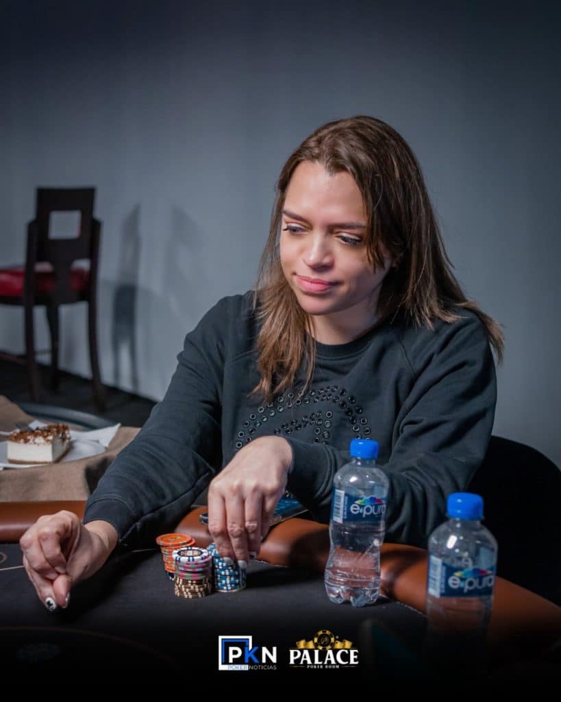 Molina fue la que mejor se calzó los guantes en el primer día del Knockout Deepstack