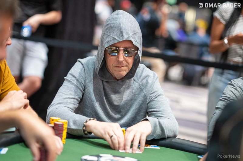 Korn le apunta al segundo brazalete de su historial al meterse entre los punteros del evento #63 de las WSOP