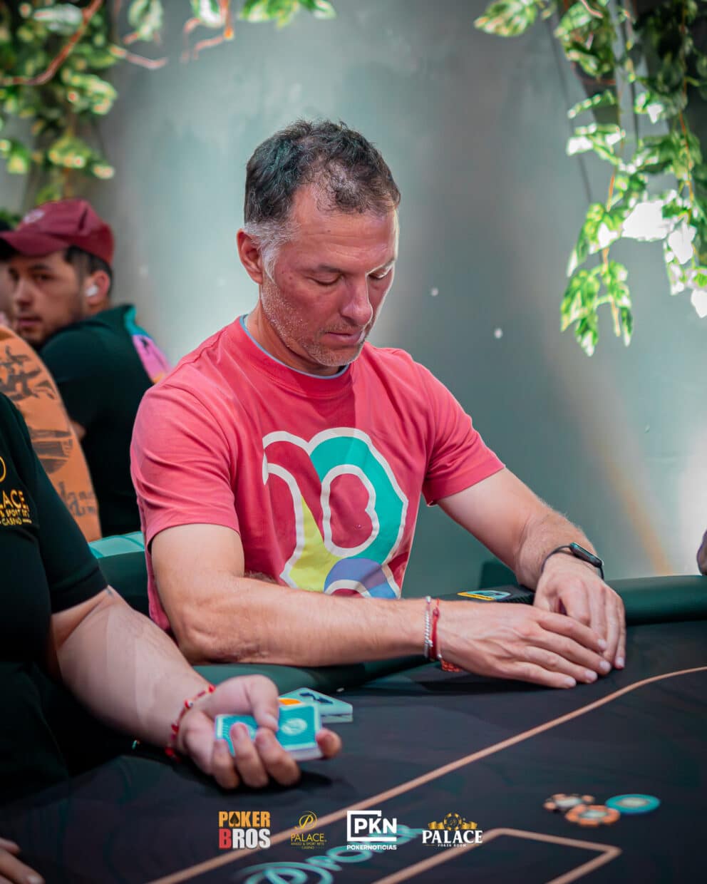 El concurrido Día 1A del Opener fue liderado por Dirk Sánchez con 406.000 puntos